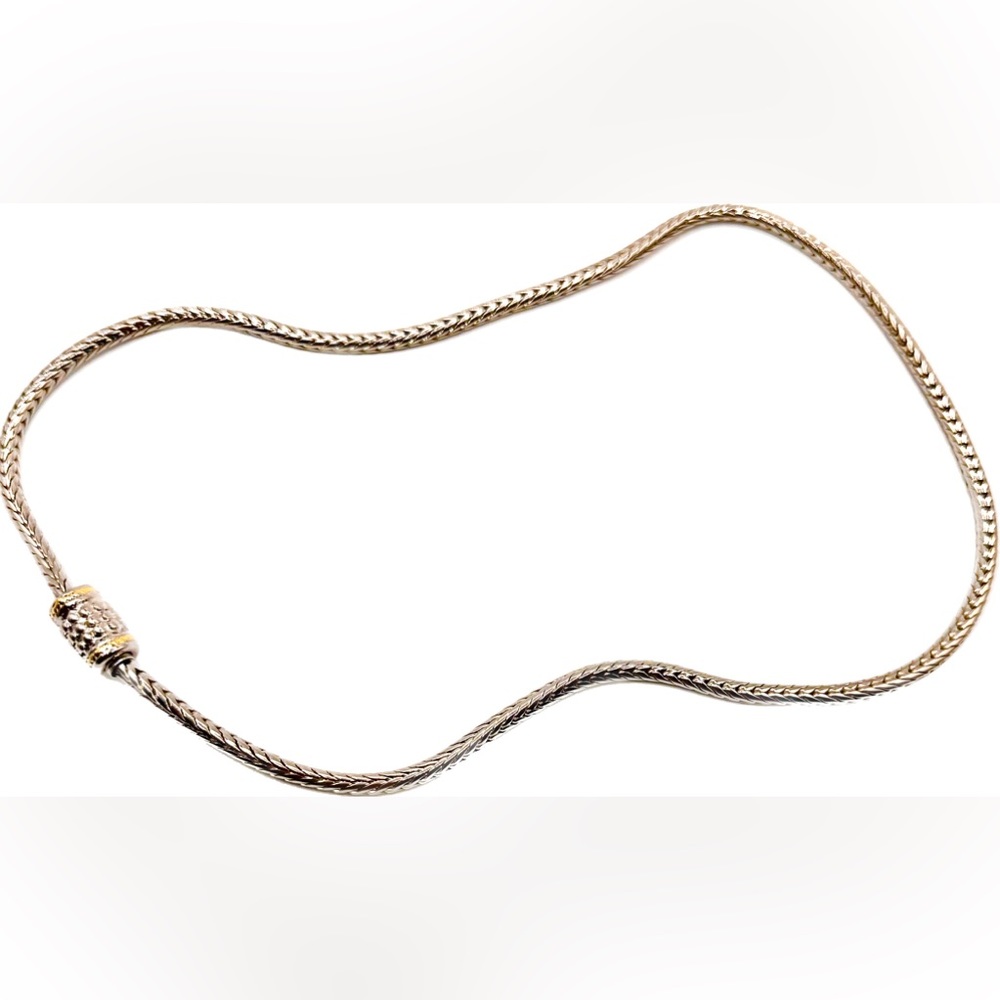 New Beautiful Necklace, Gold & Silver Tone, w/Magnetic Closure, Never Used. - Picture 3 of 7